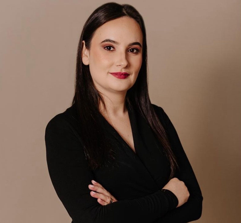 Dra. Milena Esperandio